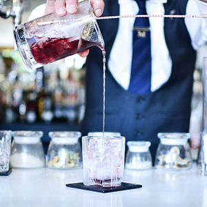 Barman / Waiter